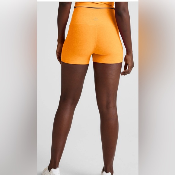 Beyond Yoga Pants - NWT;Beyond Yoga Spacedye Keep Pace Short 🌟